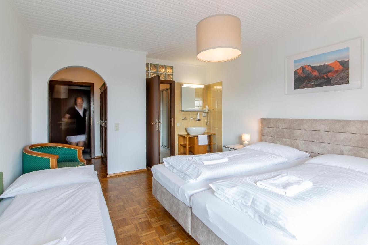 Tirolerhof Sankt Georgen im Attergau Exterior foto